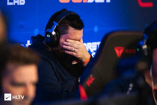 探索英雄联盟线上娱乐平台的热门趋势